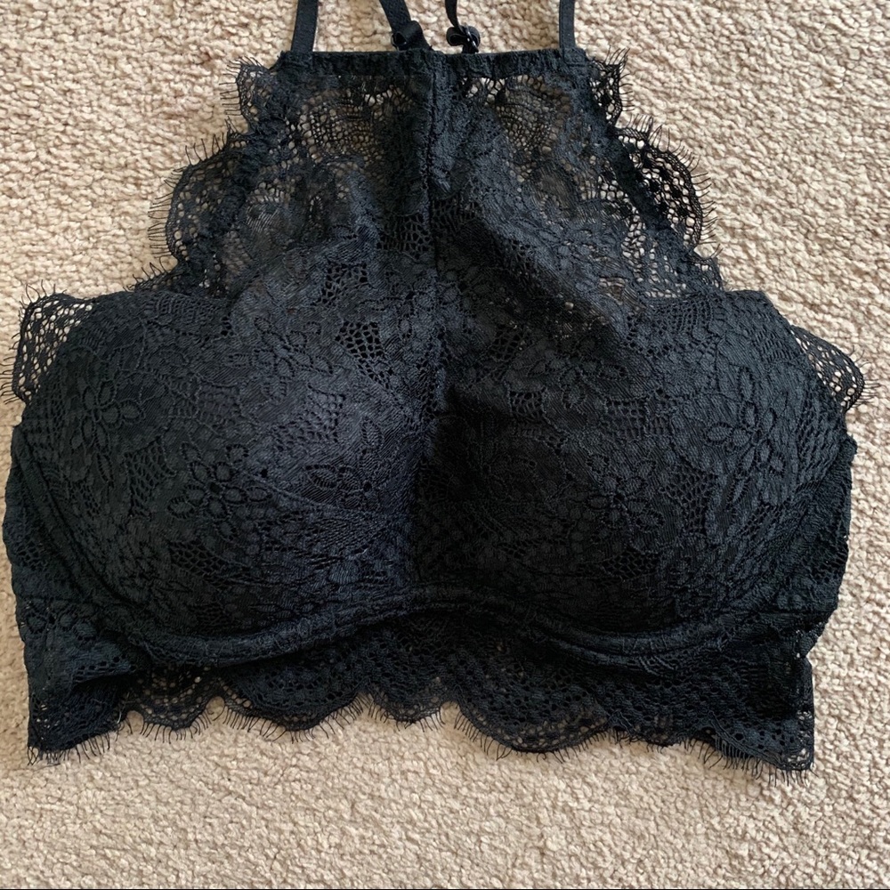 Victoria Secret Pullover Bra - Picture 2 of 7